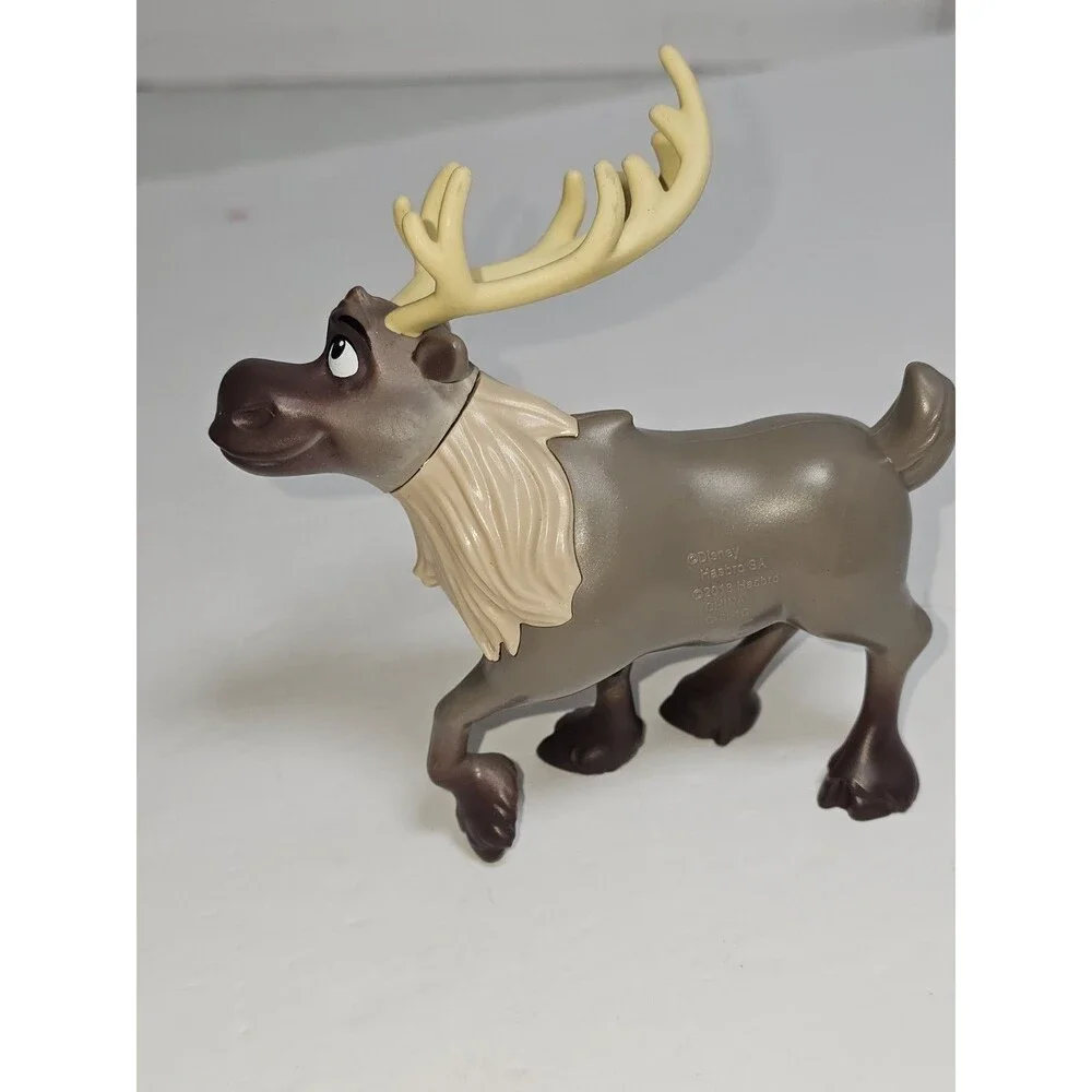 DISNEY FROZEN II SVEN Figure HASBRO 2018 Reindeer Plastic Toy
